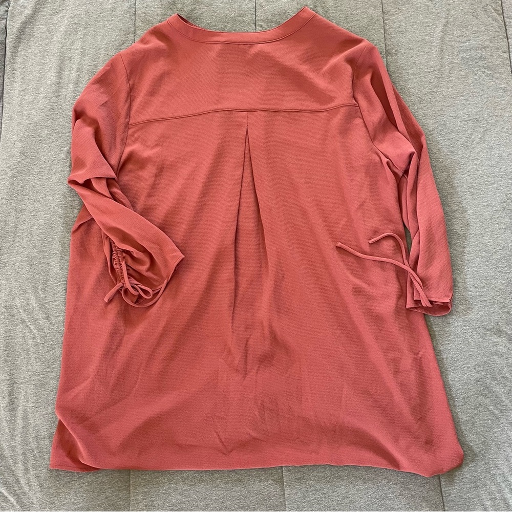 New Directions Dusty‎ Pink Button-Up Blouse - Picture 3 of 4
